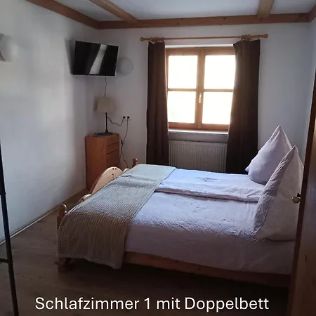 Edel Weiss Gästezimmer-2