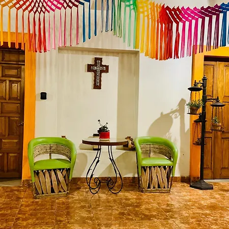 Casa Los Arquitos De Xochimilco-2