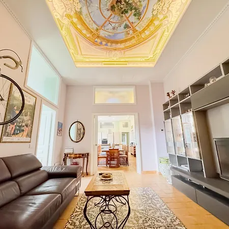 Vanvitelli Palace B&b-2