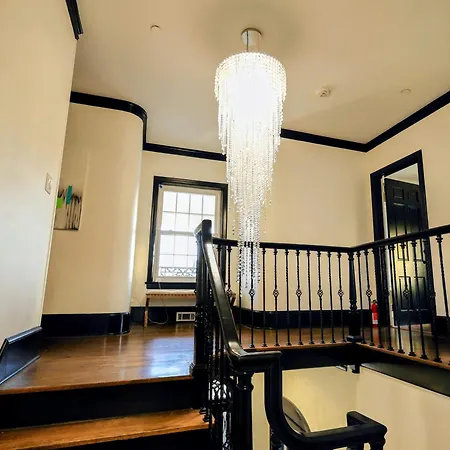 Wood Manor Guest House-2