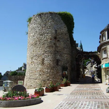 La maison sur les remparts-3