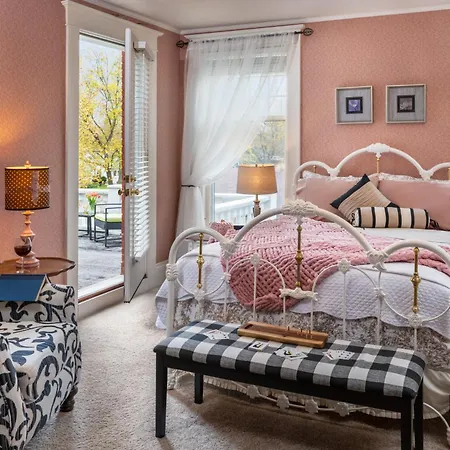 The Nordic Pineapple Bed And Breakfast-2