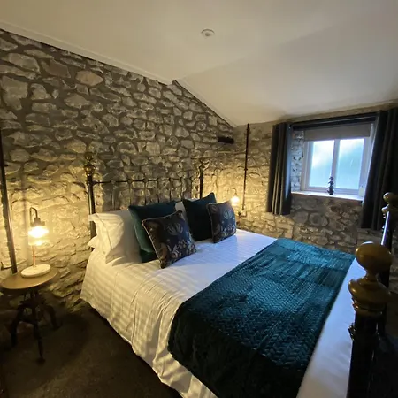 Monkton Court House B&B-3