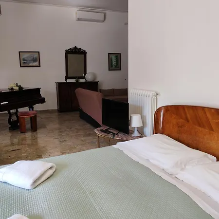 Giardino delle arance Luxury Rooms-3