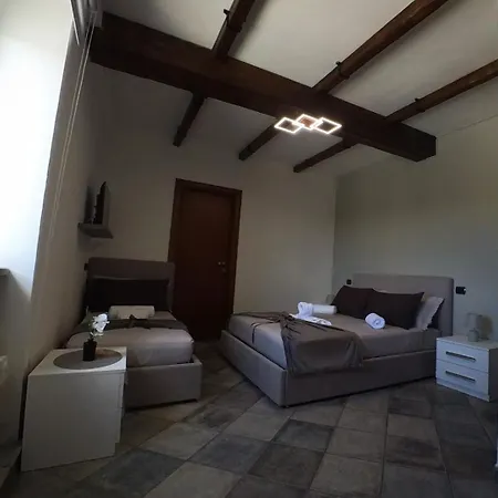 Mia Rooms-2