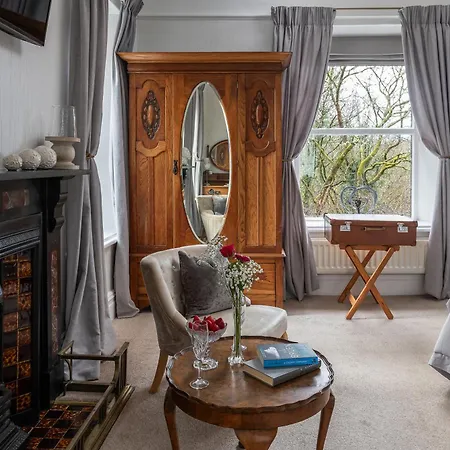 Afon Rhaiadr Country House-2