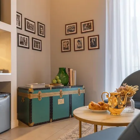 Family Affair Luxury Rooms&Suites-3