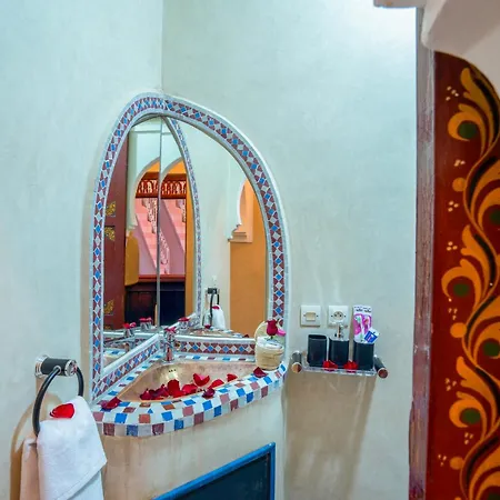 Riad Le Graff Pink-3
