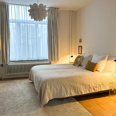 B&B Alexander-3