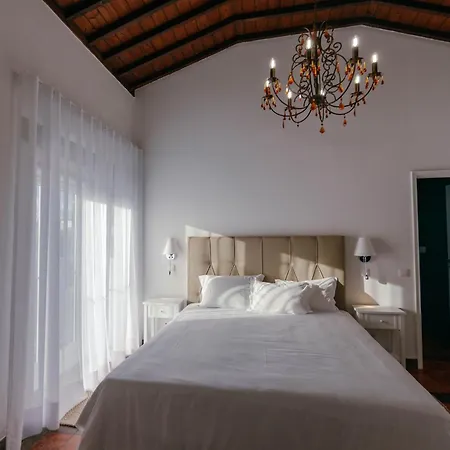 Senhora Do Carmo Charm House-3