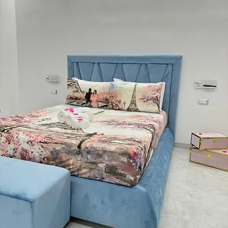 Nuance Suite & Rooms-3