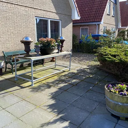 Rose Cottage B&B-2