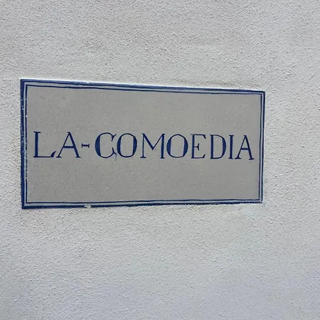 La Comoedia-2