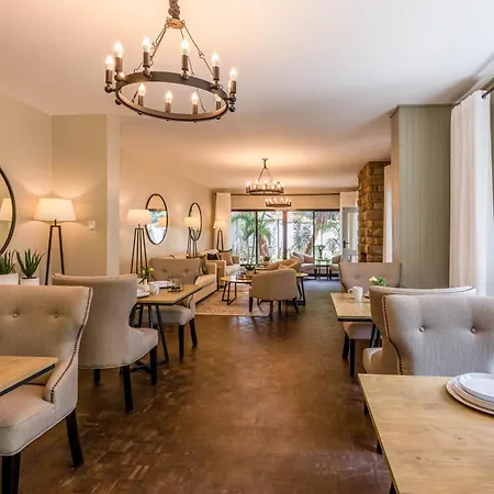 Macadamia Boutique Living-2