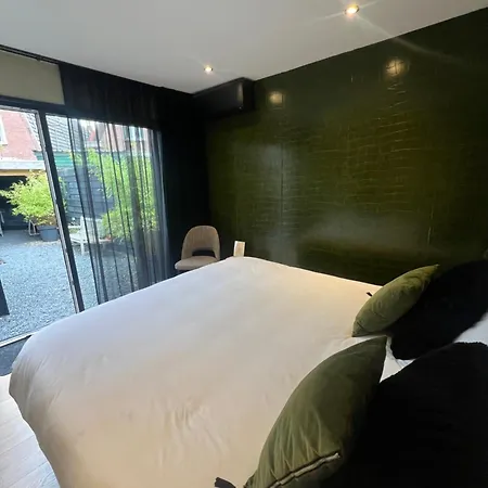 B&B Bardot-2