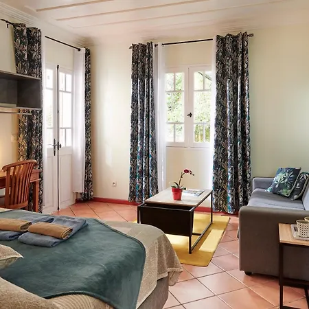 Relais Des Gouverneurs-3