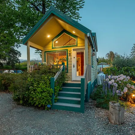 Sheltered Nook On Tillamook Bay-3