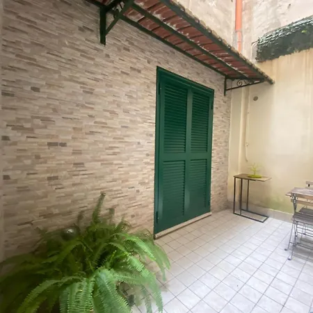 Duomo 242 - Ecorooms & Apartment-2