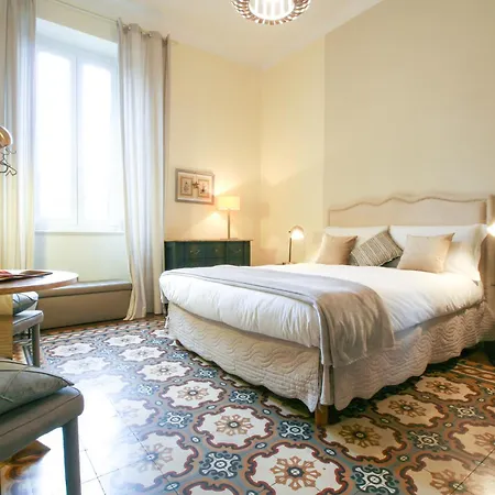Le Flaneur - Vintage Suite Verona - Private Suite-3