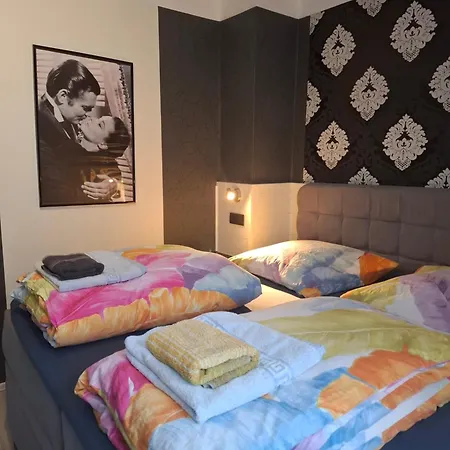 B&B Waldblick Hotel mit großem Parkplatz-3