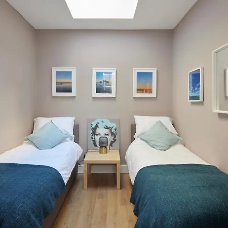 Lansdowne House Hove-3
