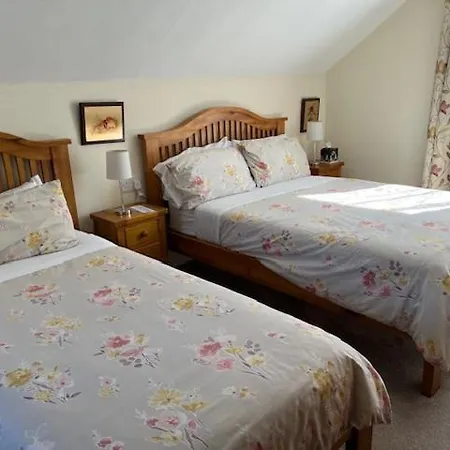 Stobahn Guest House-3