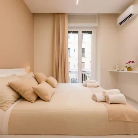 Suite Contè Binario Uno Napoli-3