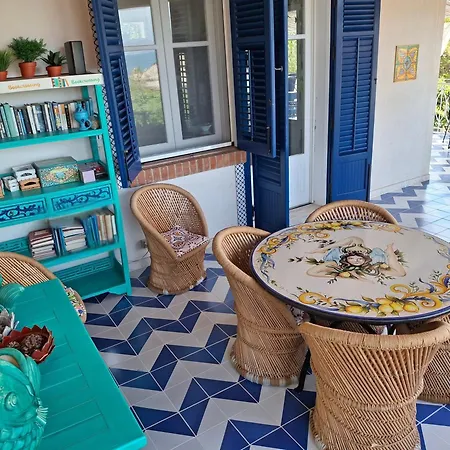 VFH Villa Flavia Eco B&B - 50 metri dal mare-2