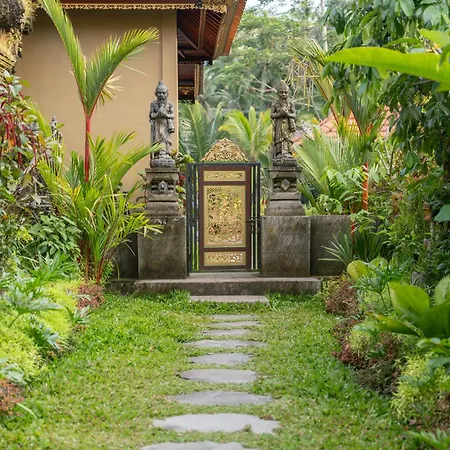 Gunung Kawi Villa By Yukaya Escape-2