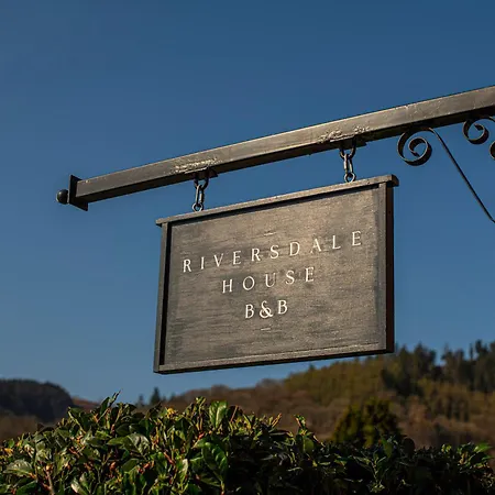 Riversdale House Bed & Breakfast-3