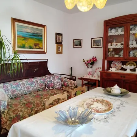 Rooms Guest House Il Porto Vecchio-2