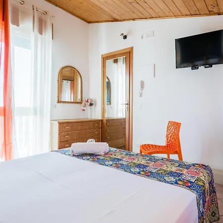 Villa Giummarito B & B-2