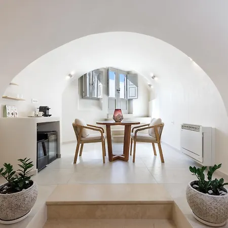 La Madeleine Oia-3
