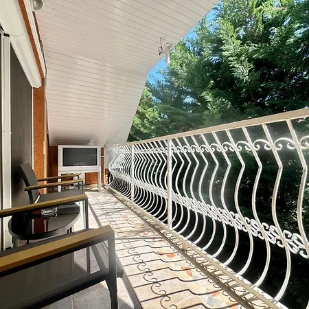 Apollo Inn-2