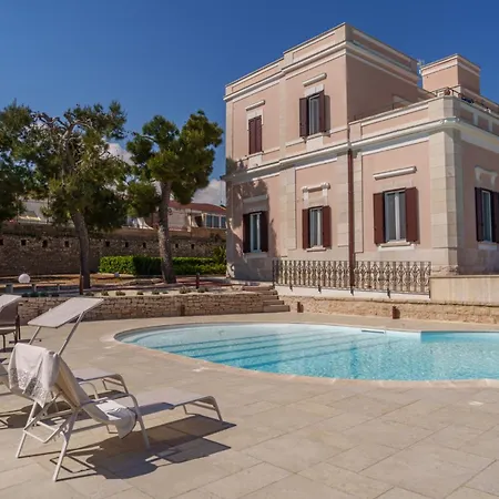 Villa Emy Boutique Bed & Breakfast-3