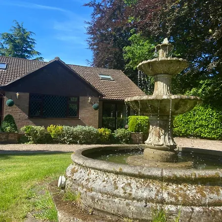 Barncroft Luxury Bed & Breakfast - Top Rated Near Birmingham Nec & Airport-2