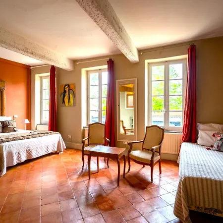 Prieuré Saint-Louis Maison d'Hôtes-3