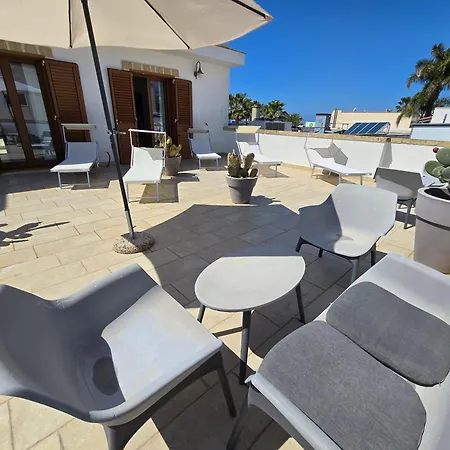 Lido Marini Rooms Affittacamere B&B-2
