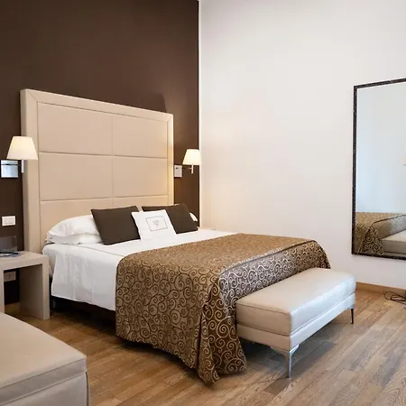 Suite 70 Luxury Collection-3