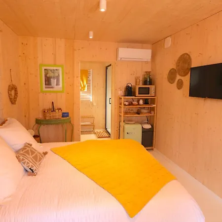 Douce Quietude Chambre D'Hotes-2