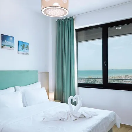 Apartments Excelsior Mamaia Nord-3