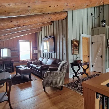 Firefly Creek Lodge-3