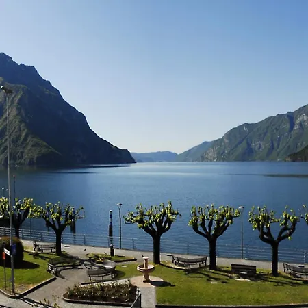 Iseo Lake - Rooms & Apartments-3