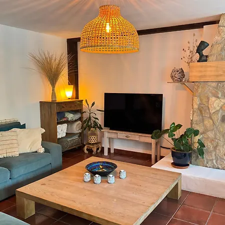 Wellbeing guesthouse Casa é Connosco-2