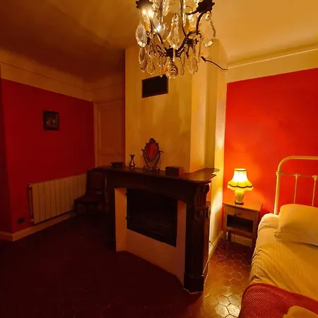 Hotel des Etrangers-3