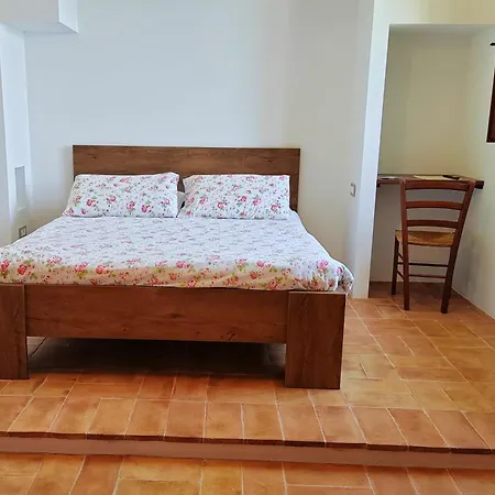 Alba dei Due Soli B&B-3
