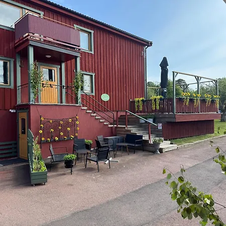 Lustigsgarden Boutique Hotel-3