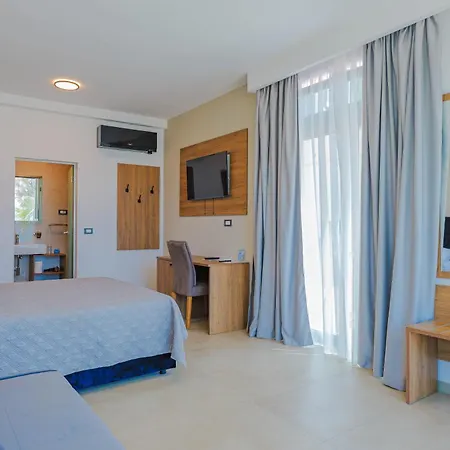 Maresole Beachfront Residence-2