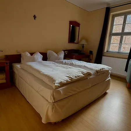 Stiftung Kloster und Kaiserpfalz Memleben-2