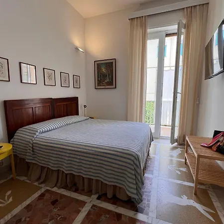 B&B Viale Italia 22-3